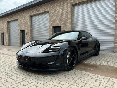 Porsche Taycan 4S