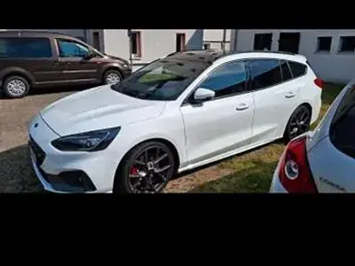 Gebraucht Ford Focus ST 280 PS (205 kW) 2020 Weiß Limousine