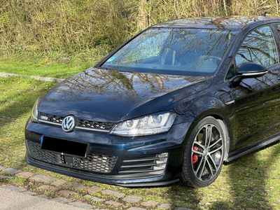 gebraucht VW Golf GTD DSG, Navi Pro, Dynaudio, Assistenzpaket