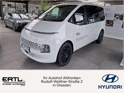 Gebraucht Hyundai Staria Trend 224 PS (164 kW) 2024 Weiß Van / Kleinbus
