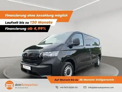 Gebraucht VW T7 150 PS (110 kW) 2025 Midnight black Van