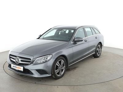 Grau Gebraucht 2020 Mercedes C220 Avantgarde Kombi | 26.440 € (Fairer Preis)