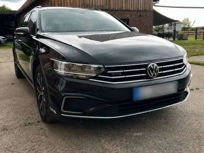 Gebraucht VW Passat GTE 156 PS (114 kW) 2021 Schwarz Kombi
