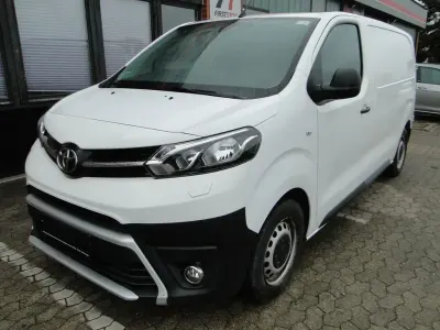 Używany Toyota Proace 120 KM (88 kW) 2019 Biały Minivan