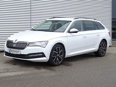 Gebraucht Skoda Superb Ambition 150 PS (110 kW) 2024 Moonweiss metallic Kombi