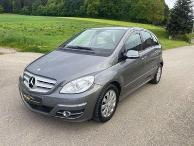 Mercedes B200