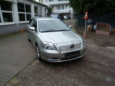 gebraucht Toyota Avensis 2.0 Executive Automatik el. Ledersitze