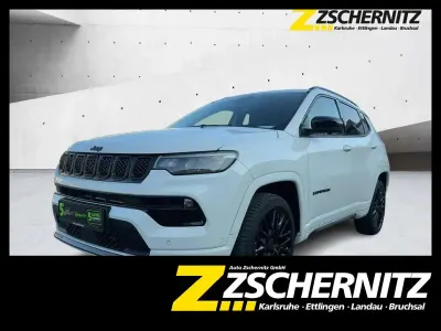 Occasion Jeep Compass Altitude 131 ch (96 kW) 2024 Blanc SUV