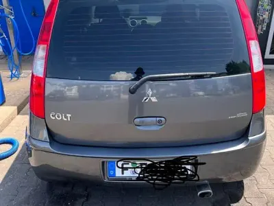 Gebraucht Mitsubishi Colt Inform 95 PS (69 kW) 2005 Braun Kleinwagen