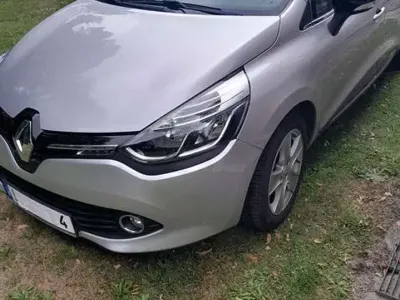 Gebraucht Renault Clio GrandTour 90 PS (66 kW) 2015 Grau Kombi