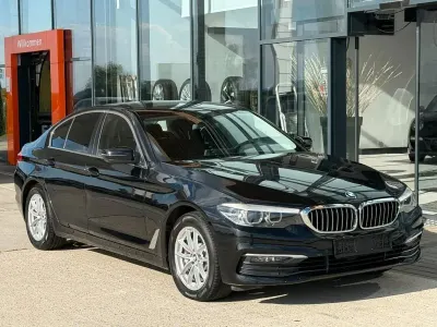 Gebraucht BMW 530e 184 PS (135 kW) 2020 Black sapphire metallic Limousine