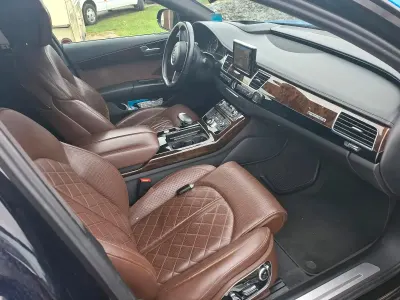 Gebraucht Audi A8 Sport 269 PS (197 kW) 2015 Blau Limousine