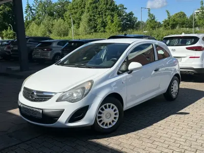 Gebraucht Opel Corsa Selection 69 PS (50 kW) 2014 Weiß Kleinwagen