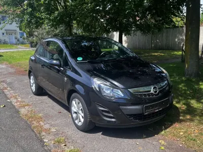 Gebraucht Opel Corsa 69 PS (50 kW) 2015 Schwarz Kleinwagen