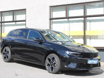 Gebraucht Opel Astra 131 PS (96 kW) 2025 Schwarz Kleinwagen