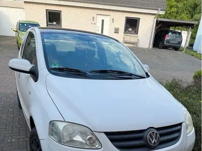 Gebraucht VW Fox 55 PS (40 kW) 2006 Weiß Kleinwagen