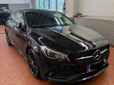 Gebraucht Mercedes CLA220 Shooting Brake 170 PS (125 kW) 2019 Schwarz Kombi