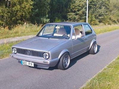 Silber Gebraucht 1983 VW Golf II GTI Kleinwagen | 11.990 €