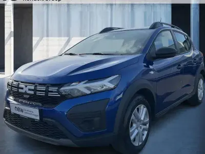 Second-hand Dacia Sandero Essentiel 122 CP (89 kW) 2024 Albastru Berlinǎ