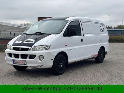 Usata Hyundai H-1 140 CV (102 kW) 2003 Bianco Monovolume