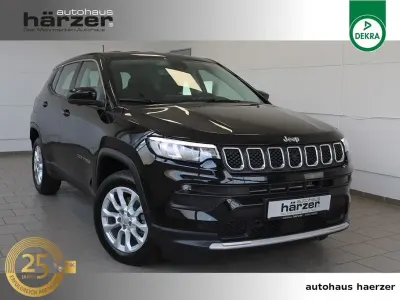 Gebraucht Jeep Compass Altitude 131 PS (96 kW) 2024 Schwarz SUV