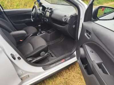 Gebraucht Mitsubishi Space Star Top 80 PS (58 kW) 2021 Weiß Kleinwagen