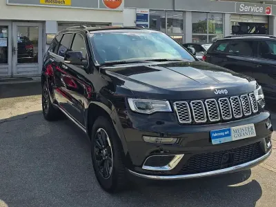 Gebraucht Jeep Grand Cherokee Summit 250 PS (183 kW) 2017 Schwarz SUV
