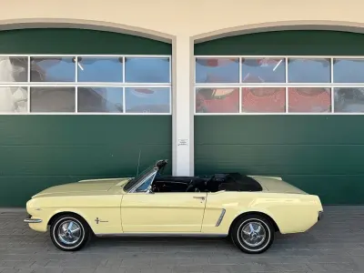 Gebraucht Ford Mustang 200 PS (147 kW) 1965 Springtime yellow Cabrio