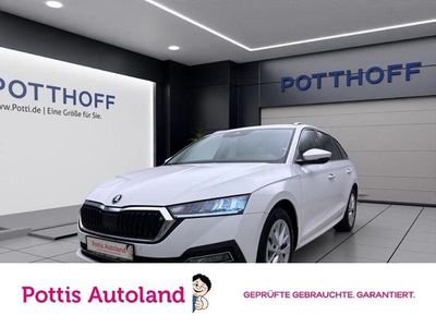Weiss Gebraucht 2023 Skoda Octavia Style Kombi | 20.997 € (Fairer Preis)