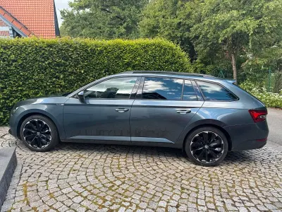 Gebraucht Skoda Superb SportLine 200 PS (147 kW) 2020 Grau Kombi