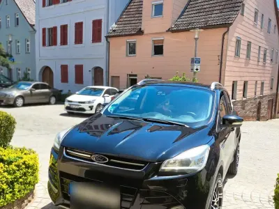 Gebraucht Ford Kuga 163 PS (119 kW) 2013 Schwarz SUV