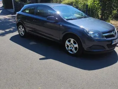 Gebraucht Opel Astra GTC 116 PS (85 kW) 2008 Blau Limousine