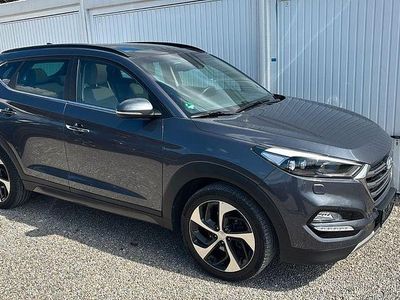 Gebraucht Hyundai Tucson Premium 177 PS (130 kW) 2016 Grau SUV