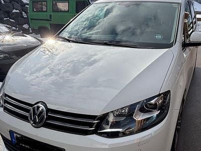 Gebraucht VW Sharan Comfortline 150 PS (110 kW) 2015 Weiß Van / Kleinbus