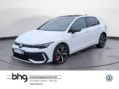 Gebraucht VW Golf VIII GTE 272 PS (200 kW) 2025 Weiß Limousine