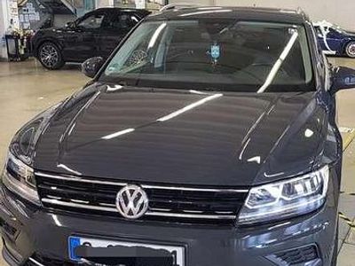 Gebraucht 2017 VW Tiguan Highline SUV | 18.000 € (Etwas zu teuer)