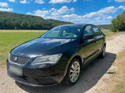 Gebraucht Seat Toledo 105 PS (77 kW) 2013 Schwarz Kleinwagen