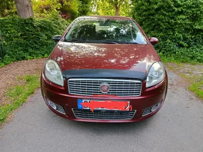 Gebraucht Fiat Linea 120 PS (88 kW) 2008 Rot Limousine