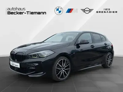 Gebraucht BMW 120 M Sport 178 PS (130 kW) 2022 Saphirschwarz Kleinwagen