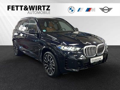 Gebraucht BMW X5 M Sport 298 PS (219 kW) 2025 Carbonschwarz metallic SUV