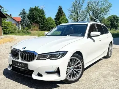 Gebraucht BMW 320 Luxury Line 190 PS (139 kW) 2022 Mineralweiss metallic Kombi