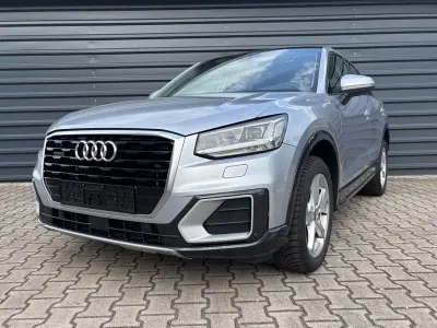 Gebraucht Audi Q2 Sport 150 PS (110 kW) 2017 Silber SUV
