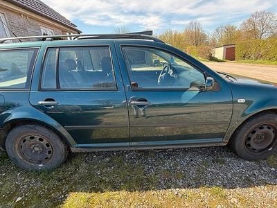 Usata VW Golf IV 101 CV (74 kW) 2005 Verde Station wagon