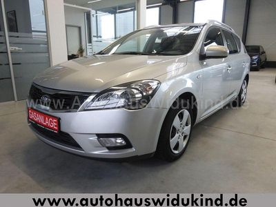 Gebraucht Kia Ceed Sportswagon 90 PS (66 kW) 2010 Silber Kombi