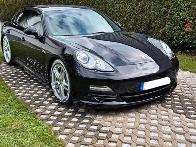 Gebraucht Porsche Panamera 250 PS (183 kW) 2012 Schwarz Kleinwagen