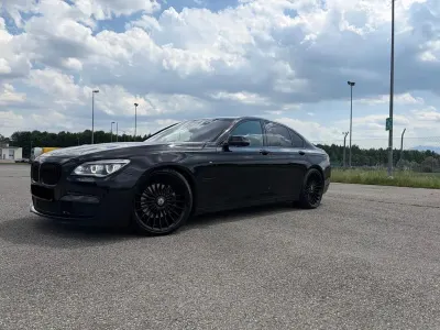 Gebraucht BMW 740 M Sport 313 PS (230 kW) 2015 Schwarz Limousine