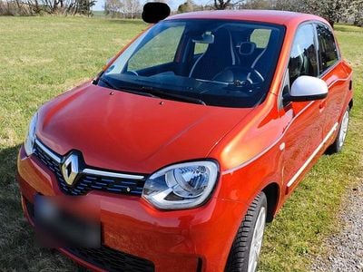Second-hand Renault Twingo 60 kW (82 CP) 2021 Roșu Hatchback