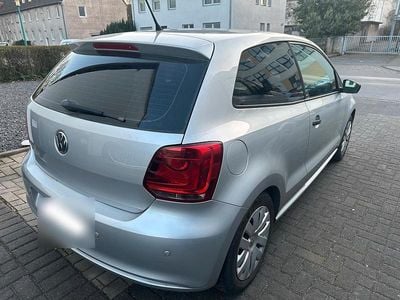 Gebraucht VW Polo 60 PS (44 kW) 2011 Silber Kleinwagen