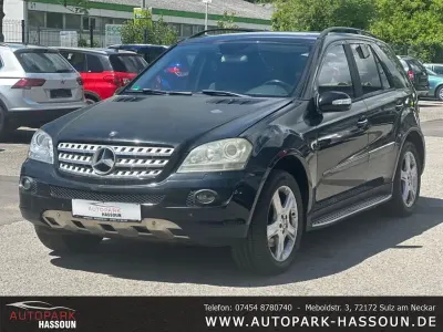 Gebraucht Mercedes ML320 224 PS (164 kW) 2006 Obsidianschwarz  lack SUV