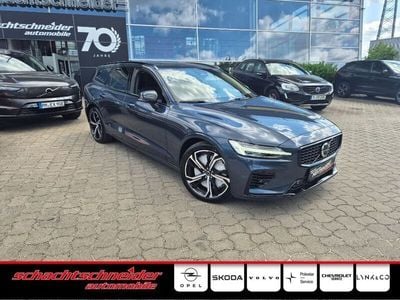 Neu Volvo V60 Plus 349 PS (256 kW) 2025 Denim blaumetallic Kombi
